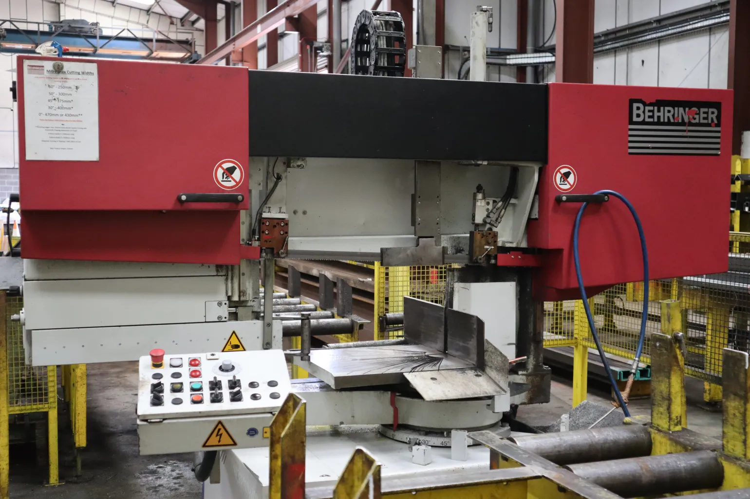 We are committed to providing convenience across the country. Our standard straight cuts for Steel Bars are available at all BM Steel depots nationwide.
Specialised Mitre Cutting
For projects requiring angled cuts, we offer a mitre cutting service. Please note that due to the specialised equipment required, mitre cuts are only available at the following selected depots: BM Avon, BM Bangor, BM Cheadle, BM Liverpool, BM Morecambe, BM Nottingham, IMS Essex, and Pulman Steel.