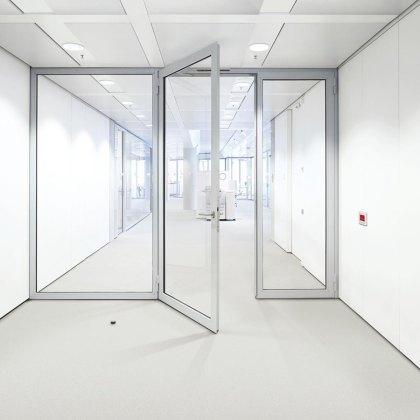 ITS96 Concealed Cam Action 1400mm Door Closer Body - Silver ITS96 Concealed Cam Action 1400mm Door Closer Body - Silver