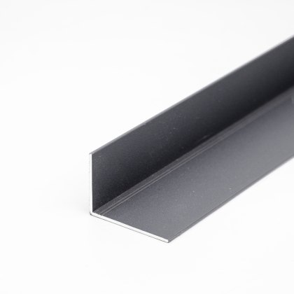 ScenicLiving Naturel Decking Aluminium Angle Trim - Slate Grey ScenicLiving Naturel Decking Aluminium Angle Trim - Slate Grey