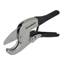 Monument - 2645T Ratchet Action Plastic Pipe Cutter 42mm Monument - 2645T Ratchet Action Plastic Pipe Cutter 42mm