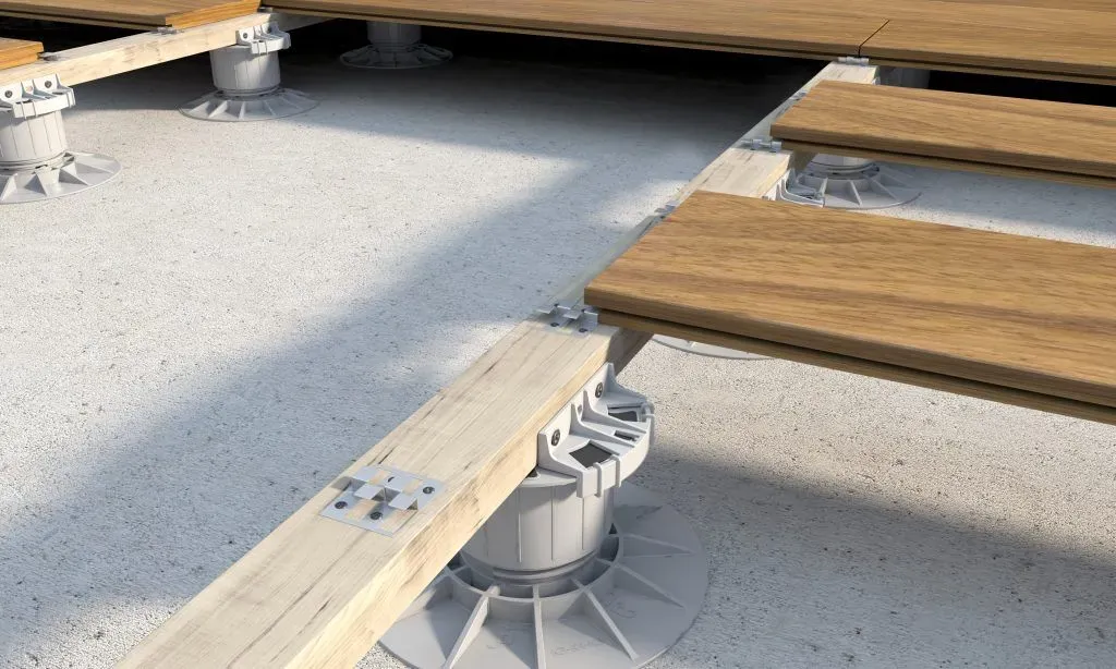 Step 2: Orient the decking boards
Decide which direction to lay the composite decking boards in.
Boards look and function best when laid perpendicular to the sub-frame and building line, door, and viewing point.
Ask our team about other layout options.